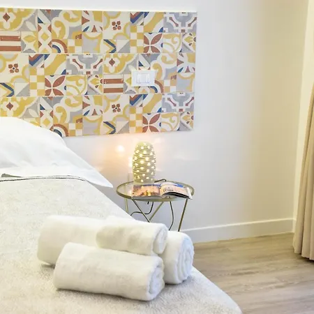 Accomodati - E 4* Marina di Gioiosa Ionica