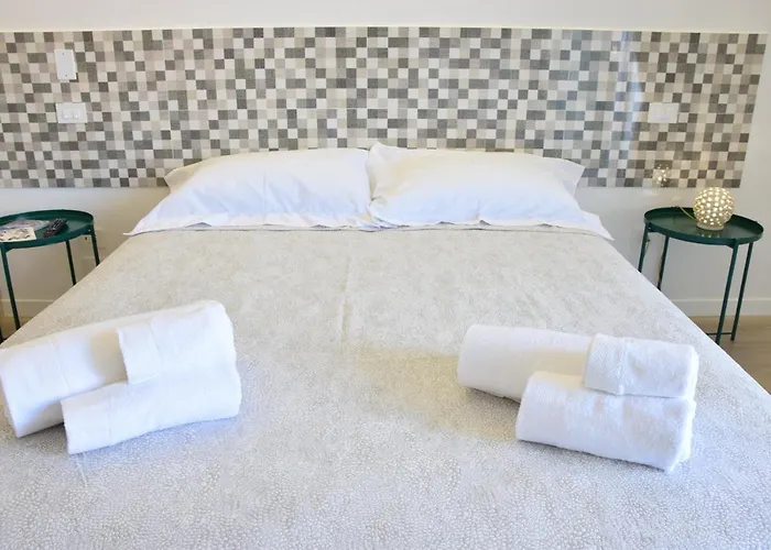 Alojamento de Acomodação e Pequeno-almoço Accòmodati