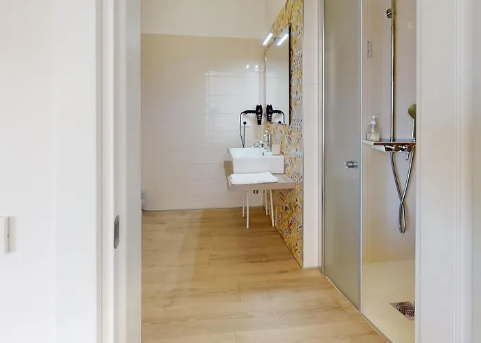 Alojamento de Acomodação e Pequeno-almoço Accòmodati 4*