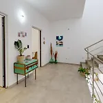 Accomodati - E