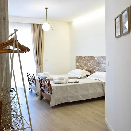 Alojamento de Acomodação e Pequeno-almoço Accòmodati Marina di Gioiosa Ionica