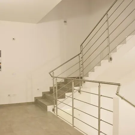 Accomodati - E Bed & Breakfast 4*