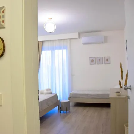 Accomodati - E Bed & Breakfast 4*