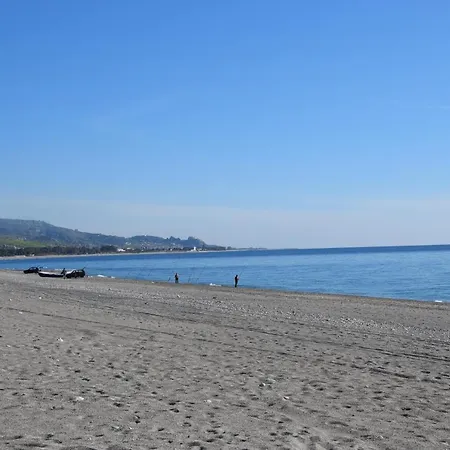 Bed & Breakfast Accomodati - E Marina di Gioiosa Ionica