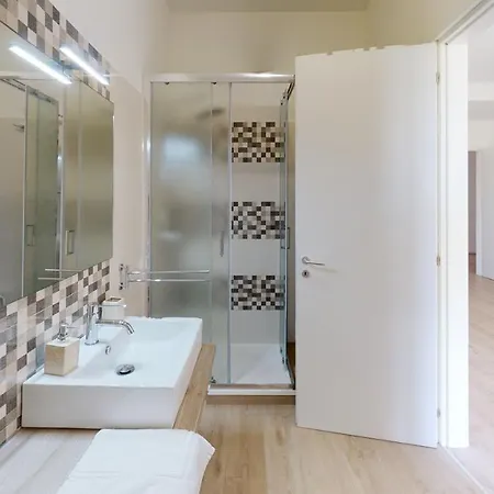 Bed & Breakfast Accomodati - E