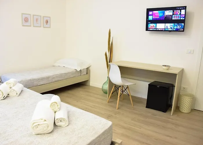 Alojamento de Acomodação e Pequeno-almoço Accòmodati 4*