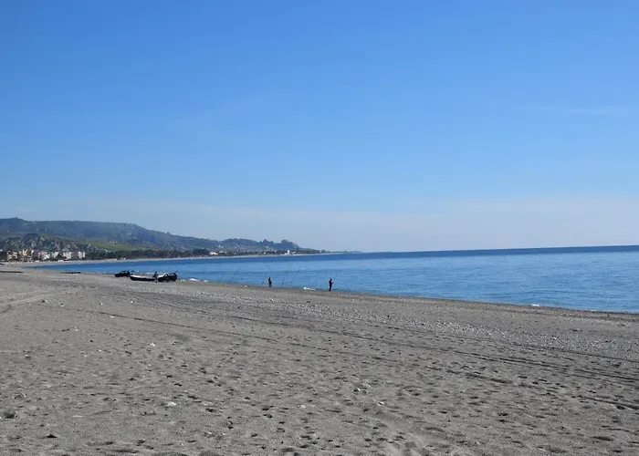 Alojamento de Acomodação e Pequeno-almoço Accòmodati Marina di Gioiosa Ionica